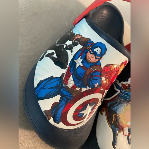 Crocs - Picture 3 of 7